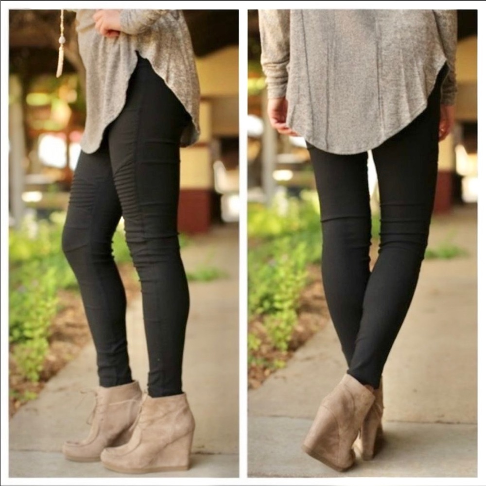 LAST PAIR! Black Moto Leggings with Ankle Zipper - Picture 2 of 3